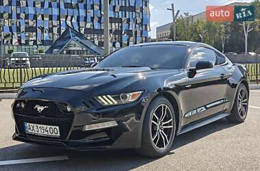 Купе Ford Mustang 2015 в 
