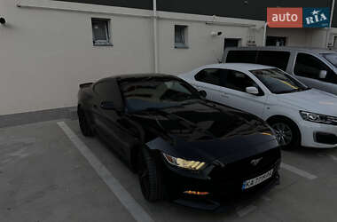 Купе Ford Mustang 2016 в 