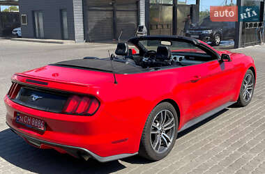 Кабриолет Ford Mustang 2015 в 