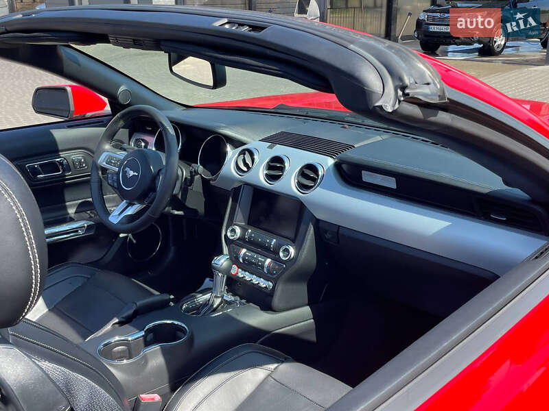Кабриолет Ford Mustang 2015 в Ковеле