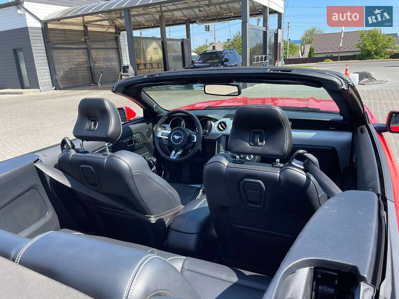 Кабриолет Ford Mustang 2015 в Ковеле