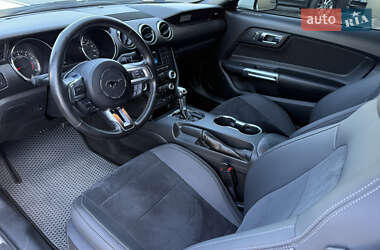 Купе Ford Mustang 2015 в 