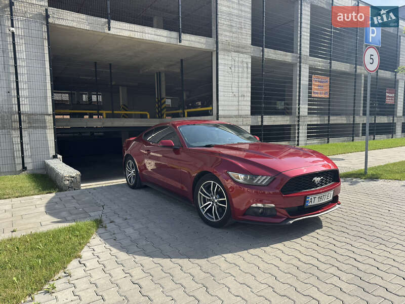 Купе Ford Mustang 2015 в Ивано-Франковске