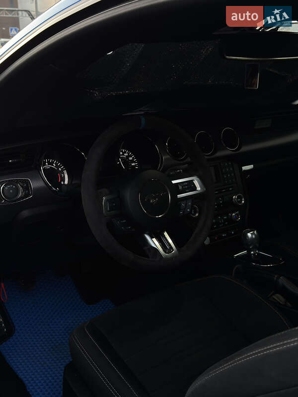 Купе Ford Mustang 2017 в Вінниці