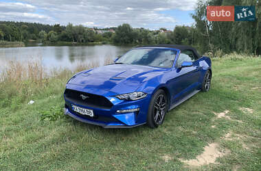 Кабриолет Ford Mustang 2018 в Киеве