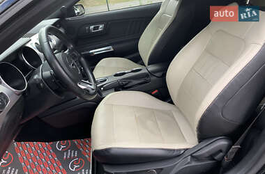 Кабриолет Ford Mustang 2019 в 