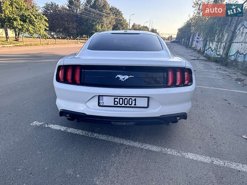 Купе Ford Mustang 2019 в Луцке