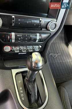 Купе Ford Mustang 2022 в 