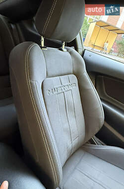 Купе Ford Mustang 2022 в 