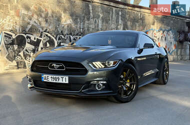 Купе Ford Mustang 2015 в Днепре