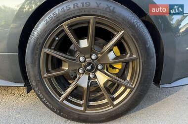 Купе Ford Mustang 2015 в 