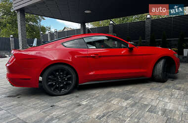 Купе Ford Mustang 2016 в 