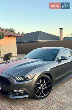 Купе Ford Mustang 2015 в Берегово