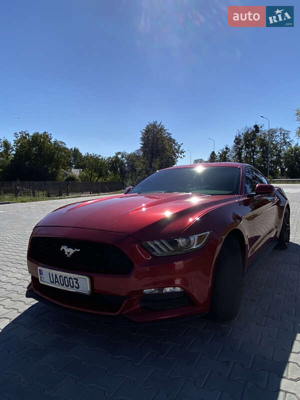 Купе Ford Mustang 2016 в Тульчине