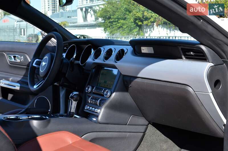 Купе Ford Mustang 2017 в Киеве