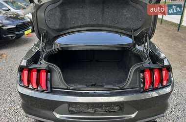 Купе Ford Mustang 2019 в 