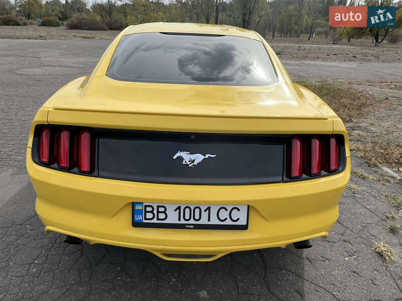 Купе Ford Mustang 2017 в Кам'янському