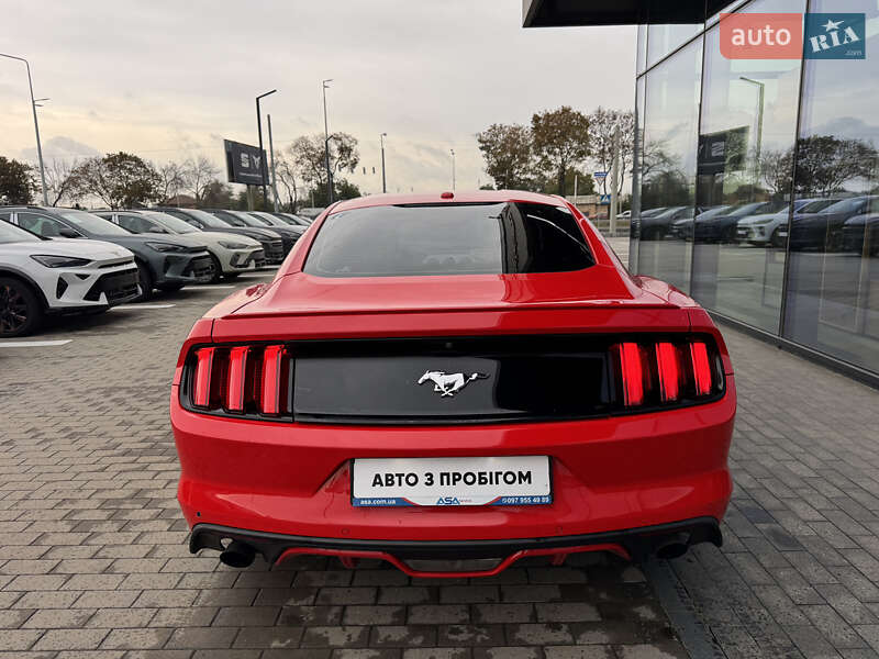Купе Ford Mustang 2015 в Киеве