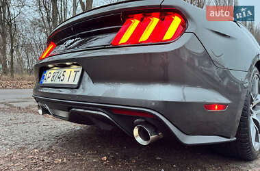 Купе Ford Mustang 2015 в 