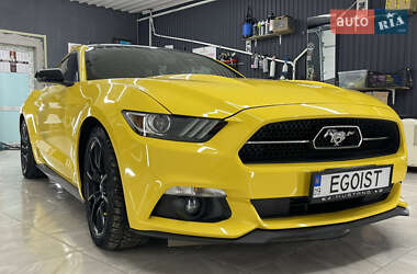Купе Ford Mustang 2015 в Снятині
