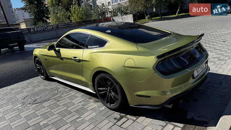 Купе Ford Mustang 2015 в Хмельницком