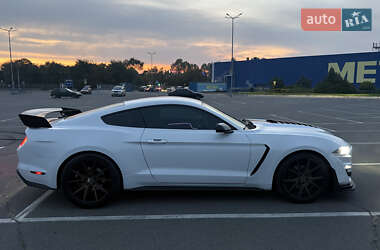 Купе Ford Mustang 2018 в 