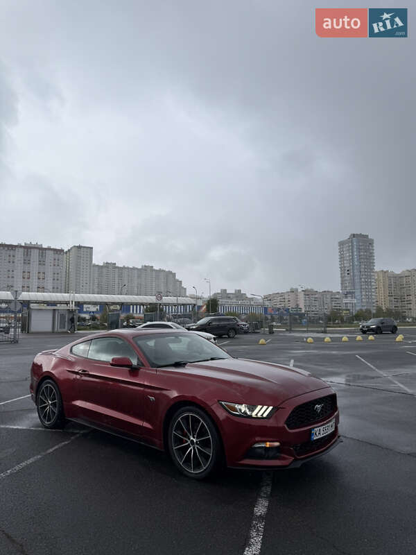 Купе Ford Mustang 2015 в Киеве