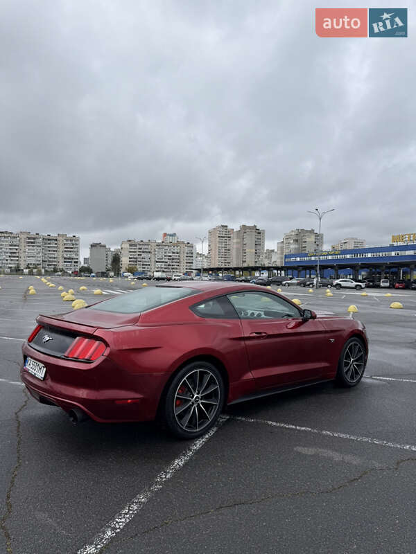 Купе Ford Mustang 2015 в Киеве