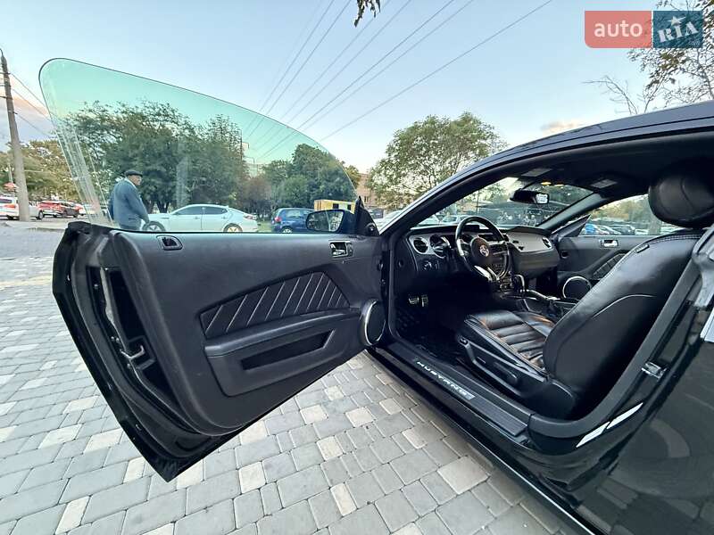 Купе Ford Mustang 2013 в Одесі