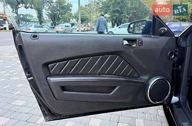Купе Ford Mustang 2013 в 