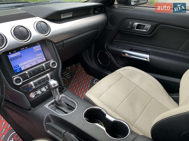 Кабріолет Ford Mustang 2019 в Києві фото 35 Кабріолет Ford Mustang 2019 в Києві