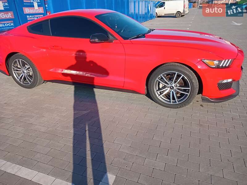 Купе Ford Mustang 2016 в Вінниці