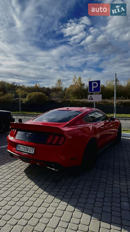 Купе Ford Mustang 2015 в Львове