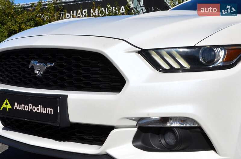 Купе Ford Mustang 2017 в Киеве фото 15 Купе Ford Mustang 2017 в Киеве
