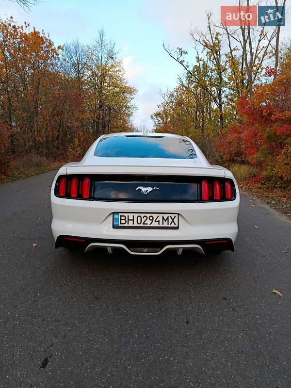 Купе Ford Mustang 2017 в Одессе фото 13 Купе Ford Mustang 2017 в Одессе