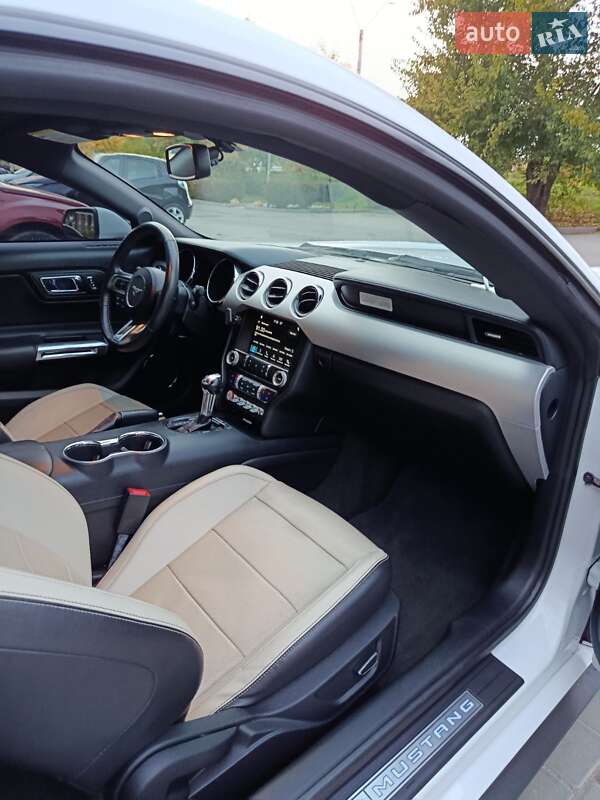 Купе Ford Mustang 2017 в Одессе фото 36 Купе Ford Mustang 2017 в Одессе