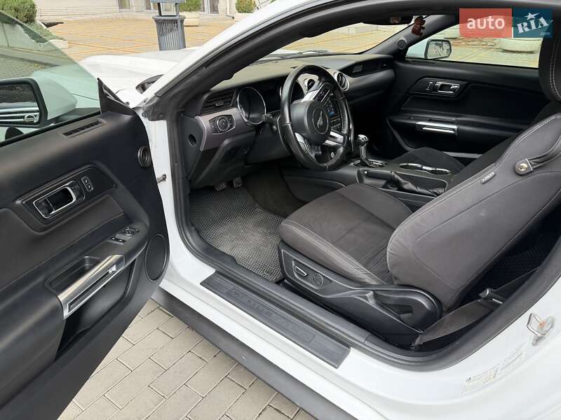 Купе Ford Mustang 2015 в Одесі фото 8 Купе Ford Mustang 2015 в Одесі