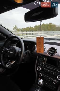 Купе Ford Mustang 2014 в Ровно фото 11 Купе Ford Mustang 2014 в Ровно