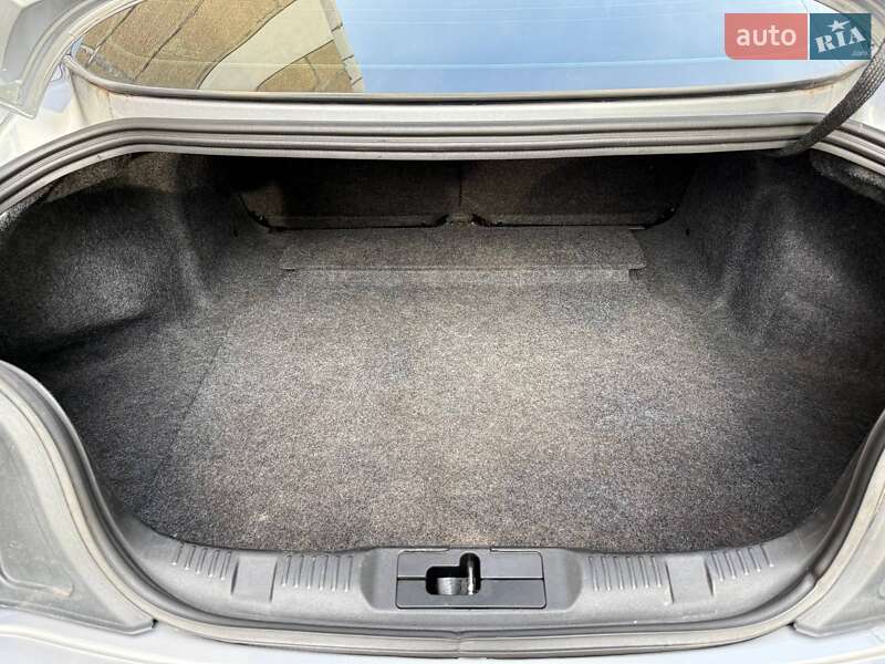 Купе Ford Mustang 2019 в Киеве фото 12 Купе Ford Mustang 2019 в Киеве