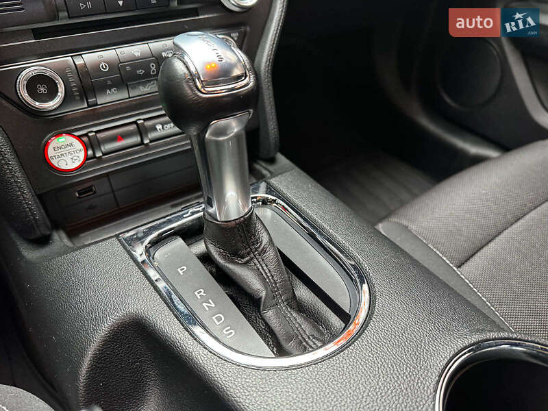 Купе Ford Mustang 2017 в Киеве фото 21 Купе Ford Mustang 2017 в Киеве