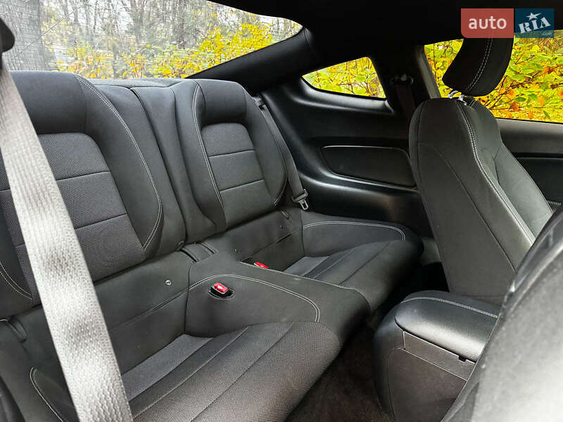 Купе Ford Mustang 2017 в Киеве фото 31 Купе Ford Mustang 2017 в Киеве