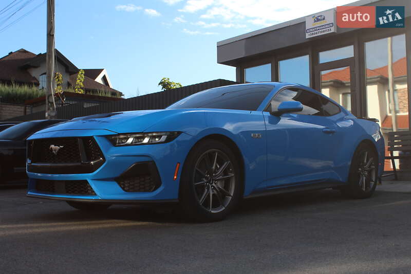 Купе Ford Mustang 2024 в Киеве