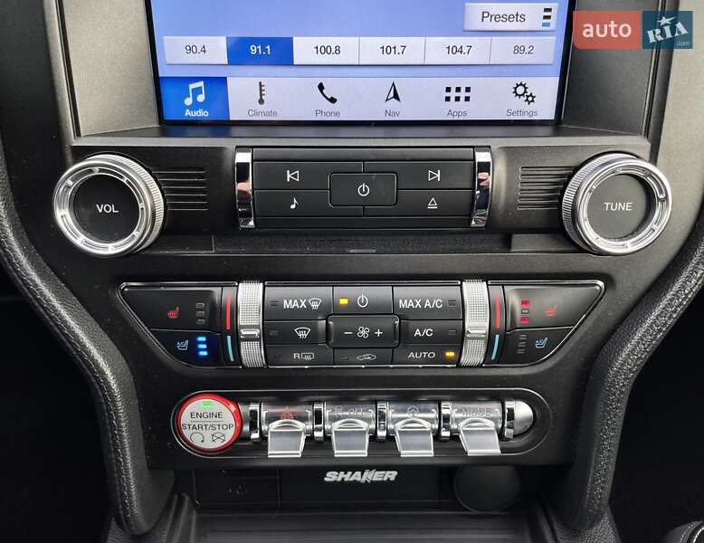 Купе Ford Mustang 2016 в Львові