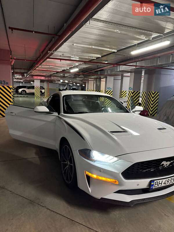 Купе Ford Mustang 2018 в Одесі