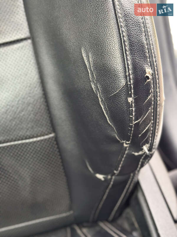 Купе Ford Mustang 2015 в Києві фото 16 Купе Ford Mustang 2015 в Києві