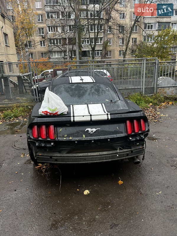 Купе Ford Mustang 2015 в Виннице фото 4 Купе Ford Mustang 2015 в Виннице