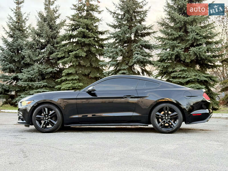 Купе Ford Mustang 2014 в Днепре