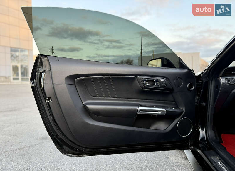 Купе Ford Mustang 2014 в Днепре