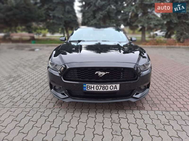 Купе Ford Mustang 2016 в Ивано-Франковске