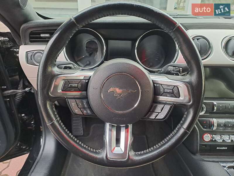 Купе Ford Mustang 2016 в Ивано-Франковске